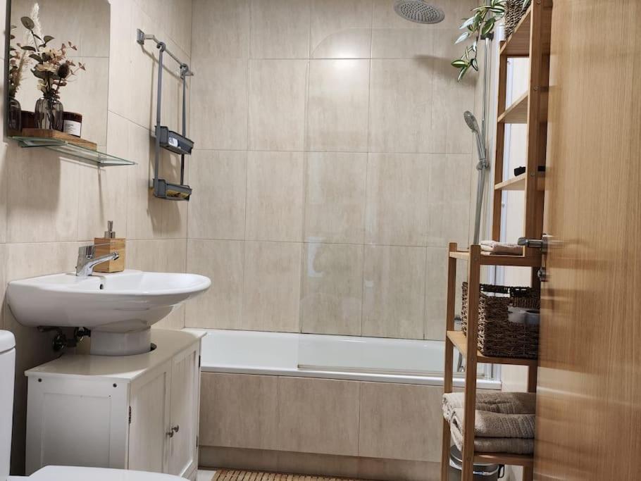 Apartamento Tranquilo En Miengo Eksteriør billede